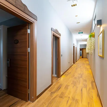 Hipodrom 4* دوسِميالتي