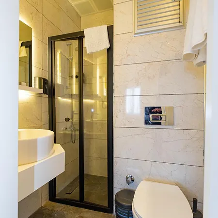 Hipodrom 4*