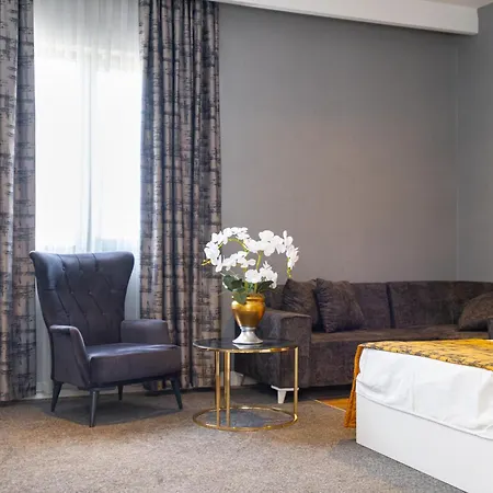 Hipodrom Hotel Dosemealti